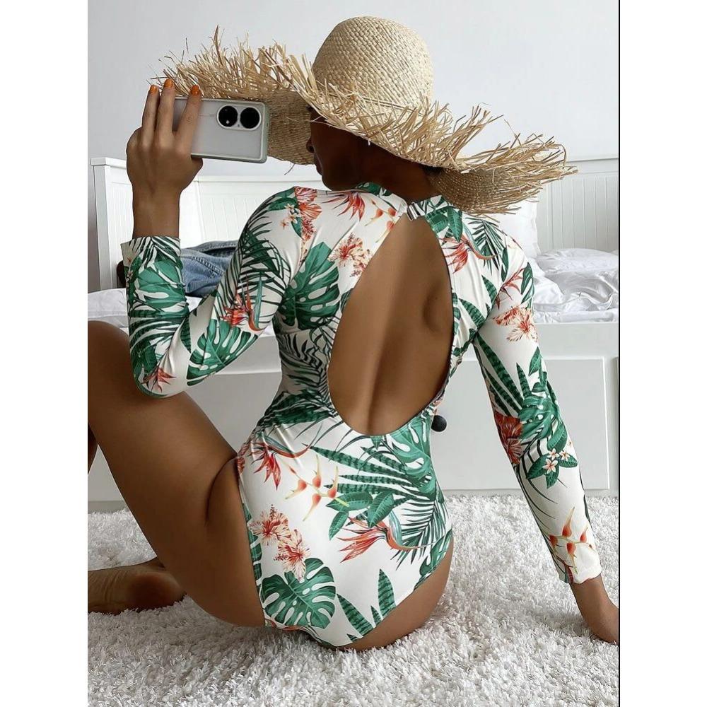 

Суцільний купальник для серфінгу. Консервативний купальник з довгими рукавами та відкритою спинкою M білий