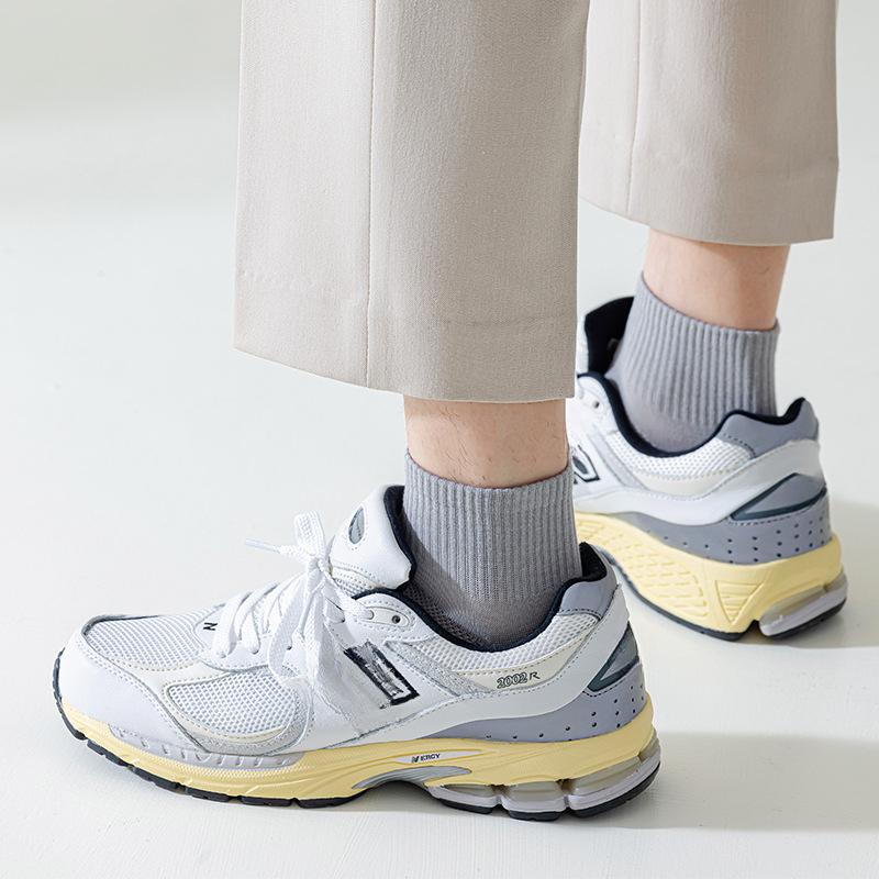 Șosete de vară pentru bărbați, din plasă respirabilă, subțiri, până la jumătatea gambei: Stil Simplu și Elegant, Culoare Curată și Revigorantă, Șosete Scurte Casual