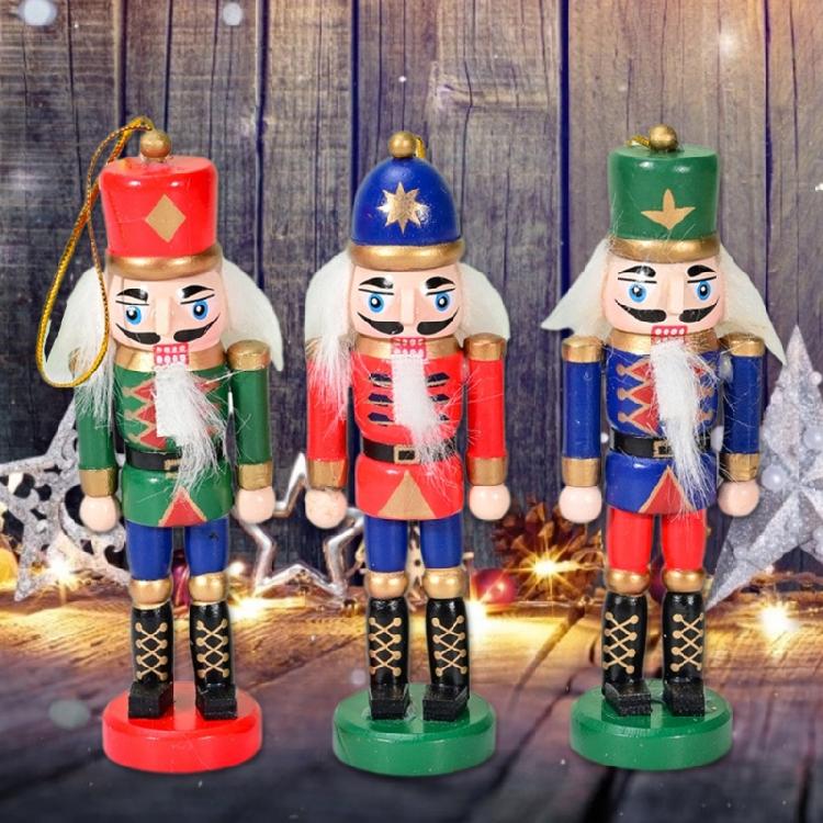 3pcs Holidays Nutcrackers Shaped Tree Hangings Hand Painted Wood Figurines Pendant Christmas Themed Embellishments