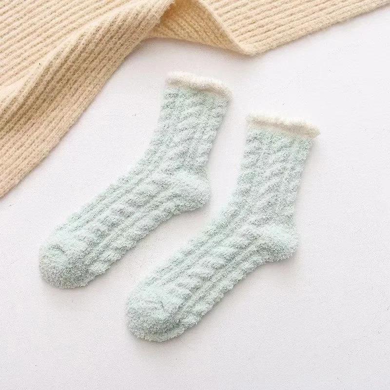1/3 Pairs Thickened Coral Fleece Socks for Women Medium Sleeve Comfort and Warmth Winter Socks Floor Socks