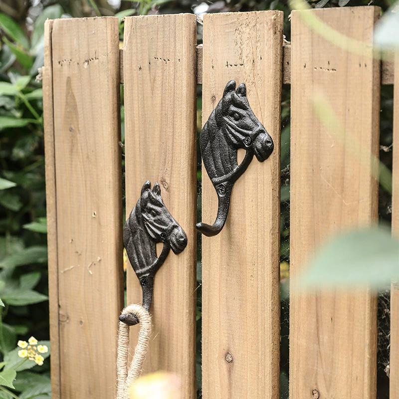 WTEMPO Cast Iron Retro Horse Shaped Hooks Wall-mounted Decorative Hooks Household Coat and Hat Hooks Outdoor Indoor Use Yard Garden Farm Villa Hooks