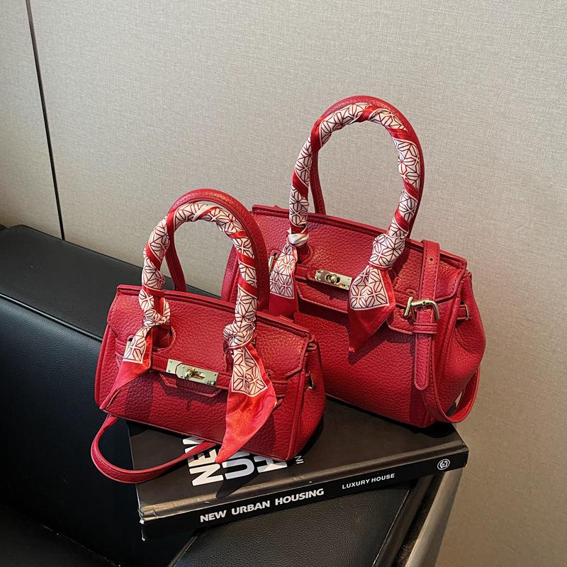 

Large capacity platinum bag women s bag lychee pattern simple temperament shoulder bag foreign style versatile lock portable messenger bag Small (20 * 10 * 12) бордовый