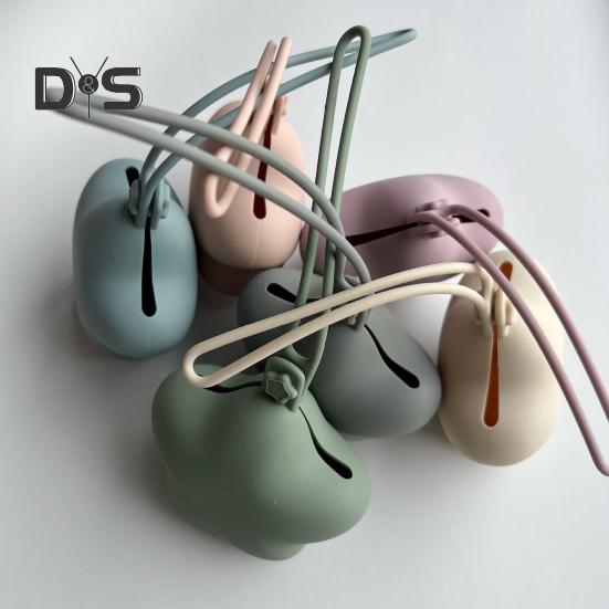 Star Shaped Pacifier Holder Case with Hanging Rope Food Grade BPA Free Portable Silicone Pacifier Protector Case