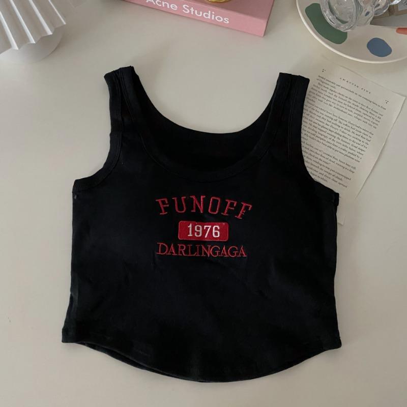 Hong Kong Print Everything Up Camisole Girl with A Sexy Short Spice Girl Suspenders Breast Cushion Base