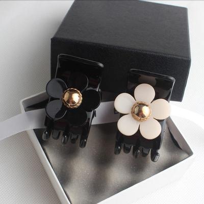 Módní květinové dámské sponky do vlasů luxusní černé bílé malé sponky do vlasů barrette dívky sladké sponky do vlasů krabí sponky vlasové doplňky
