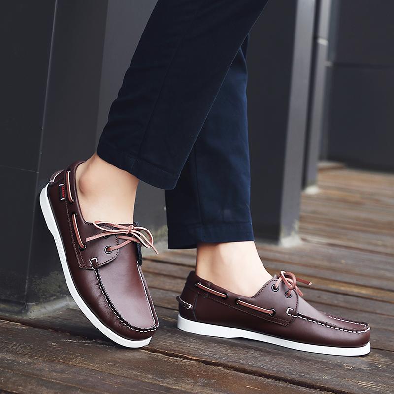 Man Shoe 2025 New Leather Fashion Shoes Classic Men Men Casual Shoes Lace Up Flat Designer Flats Luxury Men Boat Shoes