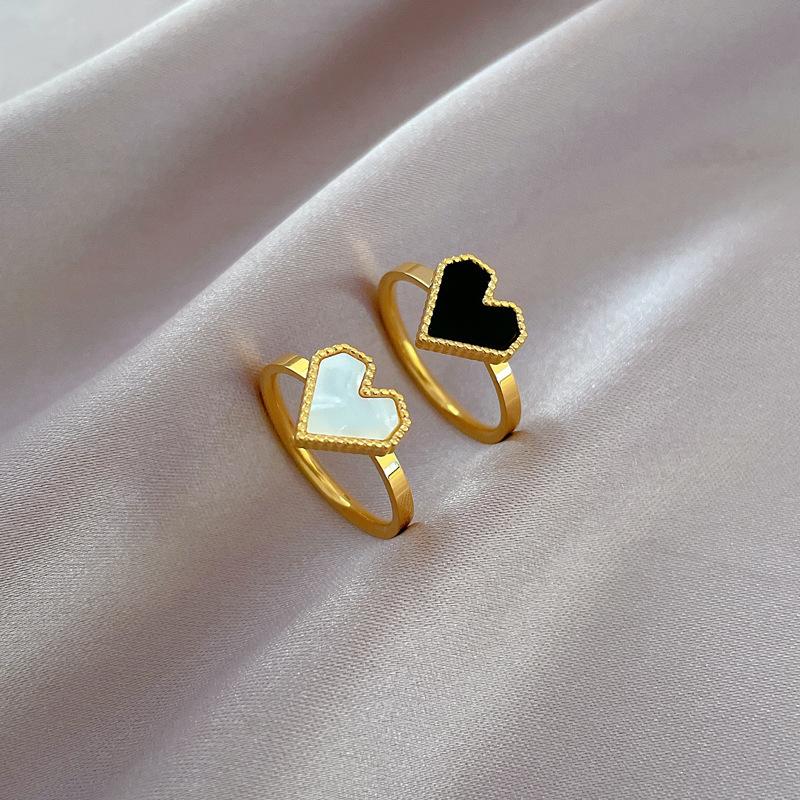 New Stainless Steel Flower Ring for Women Temperament Fashion Five Leaf Rings Trendy Charm Party Jewelry Gifts Wholesale 18mm