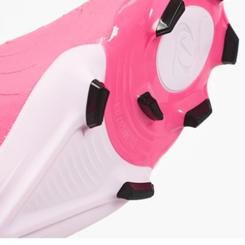 Nike Soccer Shoe Phantom Luna 2 Academy Fg Mg