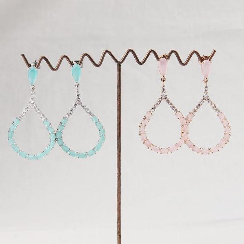 ARTRIA Luxurious and Lovely Round Hoop Crystal Earrings CHAERCR0002