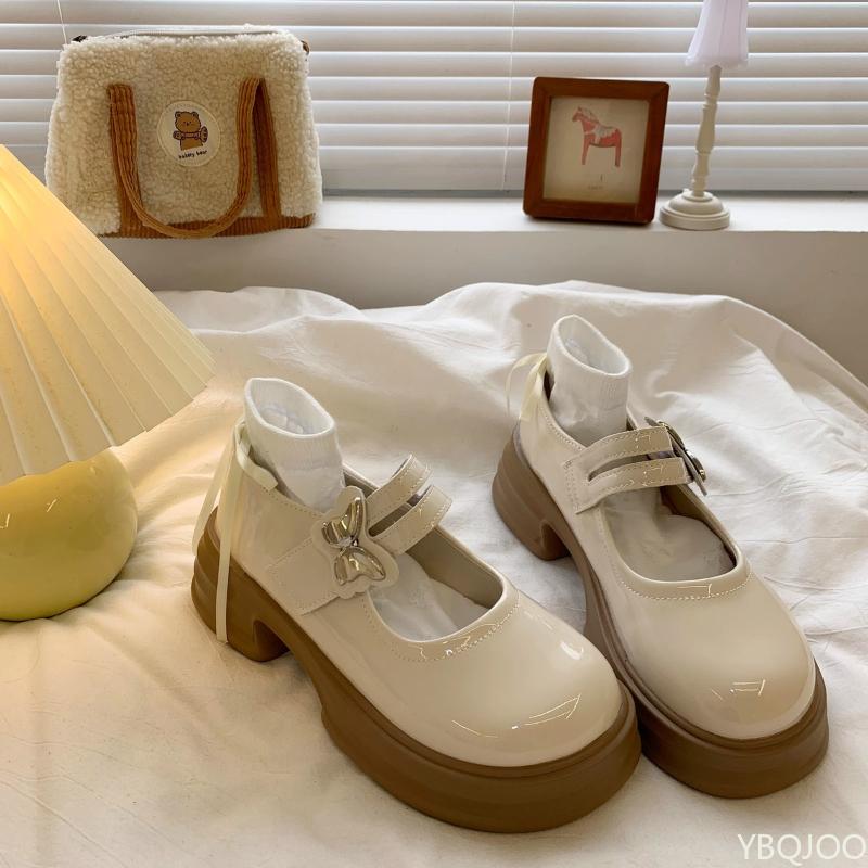 Fashion Retro pearl small leather shoes for women in summer shallow mouth simple comfortable versatile thick soled round toe shoes