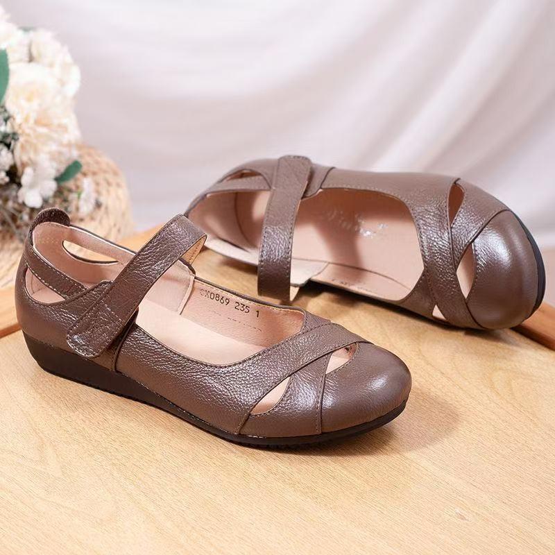 

Новый продукт средний и старый мягкая подошва большой размер обувь для пожилых полый отверстие женская обувь летняя сумка голова плоские сандалии 40 темно-коричневого