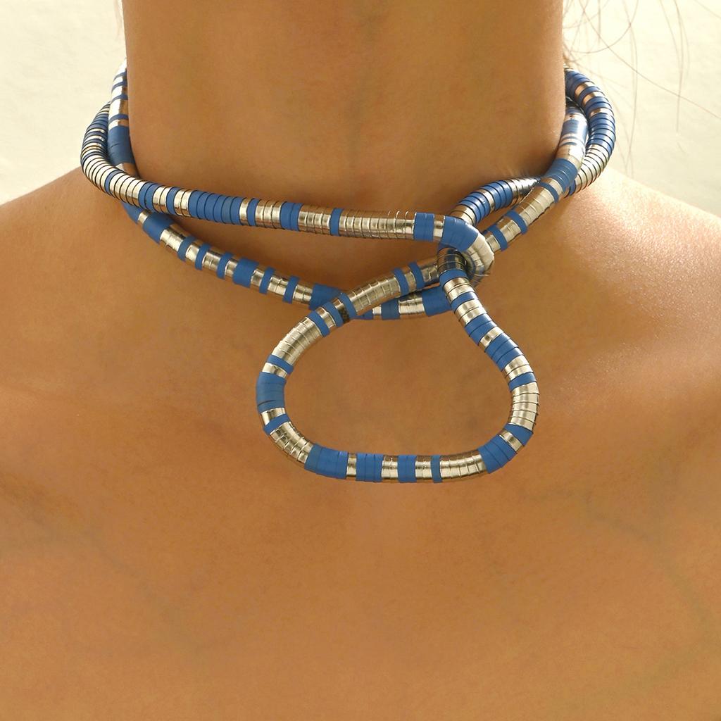 Punk hip-hop metal wind snake bone can be wrapped around the collar at will, and the personality is exaggerated and trendy.