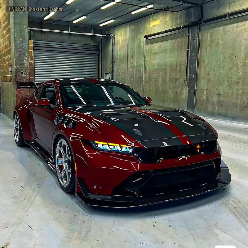 2024 Ford Mustang Dual-Hole Carbon Fiber Hood Kit