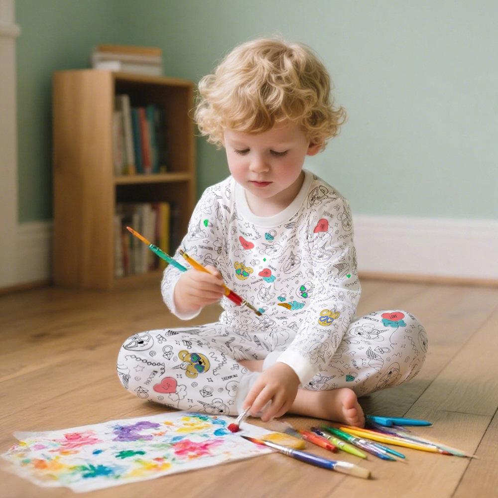 DIY Handgemaltes Graffiti Set: Langarm- und Hosen-Kinderpyjama