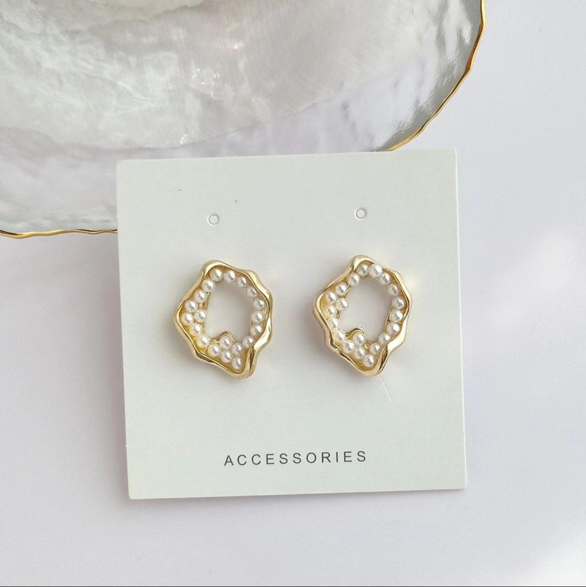 2025 irregular conch stud earrings tide ins Internet celebrity earrings cold wind temperament earrings