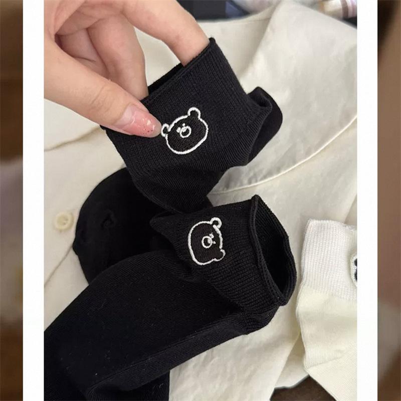 Female Summer Thin Lovely Cotton Boneless Bear Embroidered Short Tube Socks