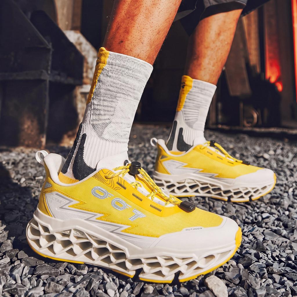 Men 3D Printed Outdoor Shoes Lightweight Breathable Trail Sneakers Futuristic Sport Walking Shoes for Hiking Travel Summer