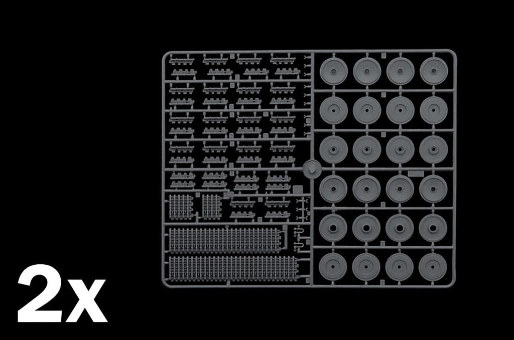 Platz Italeri 1/35 WWII German Pz.Kpfw.VI Tiger I Heavy Tank, Mid-Production, Plastic Model Kit IT6507 (Tank)