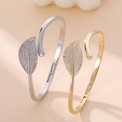 Creative Leaf Open Bracelet, European and American Hand Ornaments, High-end Small Fresh Accessories
