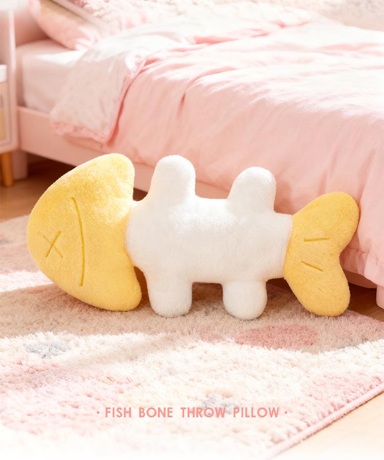 Fishbone Sofa Cushion: Decorative Heart Pillow for Living Room, Bay Window, and Tatami.