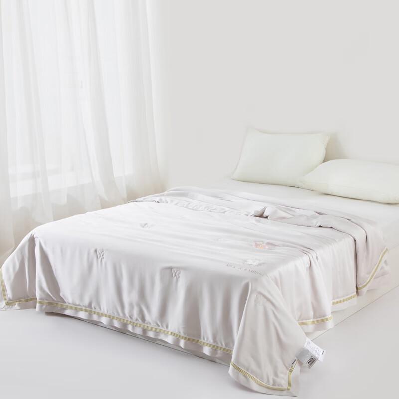 Muji Instant Cooling Washable Mulberry Silk Quilt