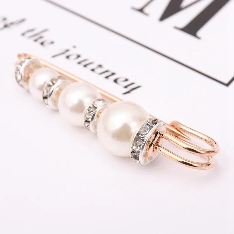 Women Fashion Creative Luxury Pearl Brooches Pins Elegant Rhinestone Snowflakes Flower Accessories Wedding Party Head Decoration