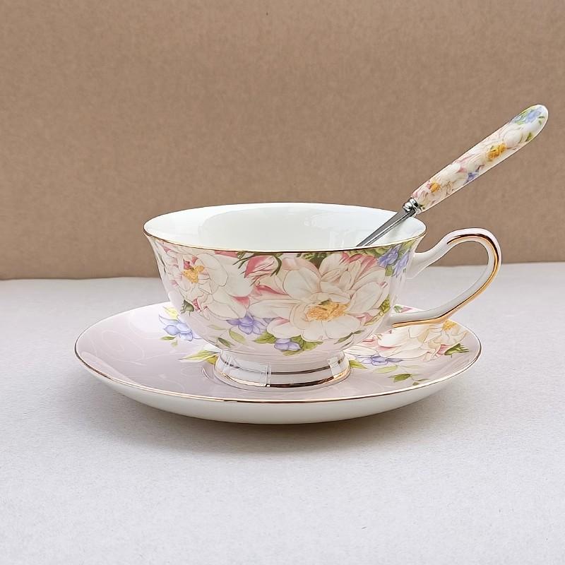 

European Style Bone china Coffee Cup Dish Sets 200ml Flower Pattern Mugs with Handle Scoop Aesthetic Afternoon Tea Dessert Dish 200 ml