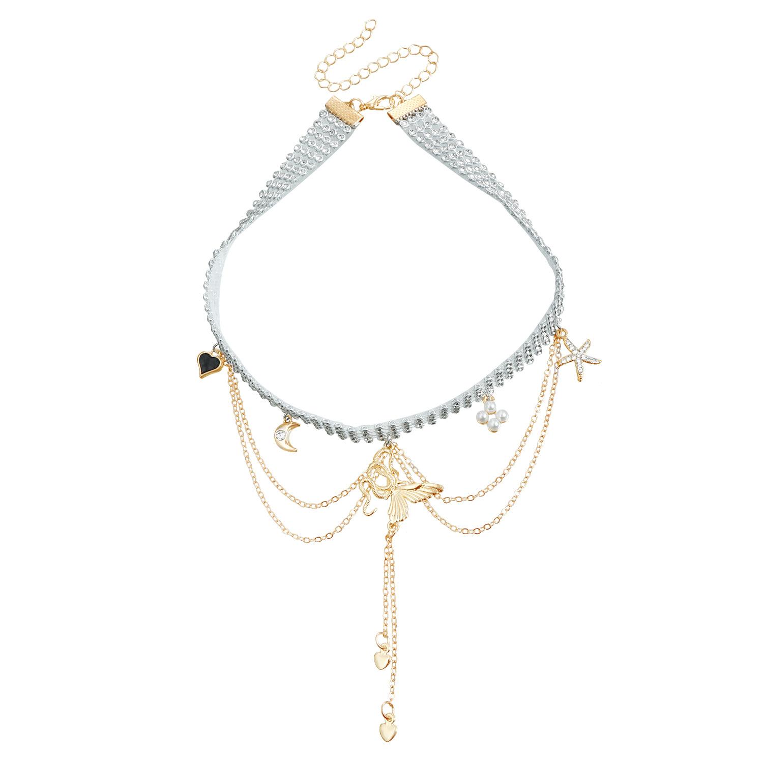 Light luxury mixed and matched sky snake butterfly pendant collarbone chain eye-catching personalized necklace золотой