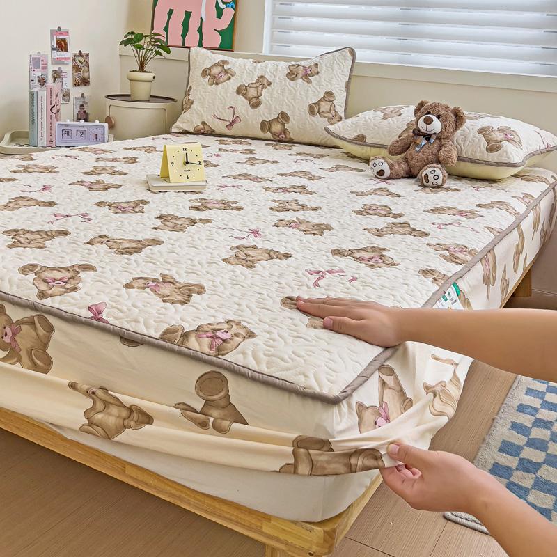Thicken Bed Cover Cartoon Style Bedspread Quilted Mattress Cover Soft Bed Linen Elastic Bedsheets cubre colchón (No Pillowcase)