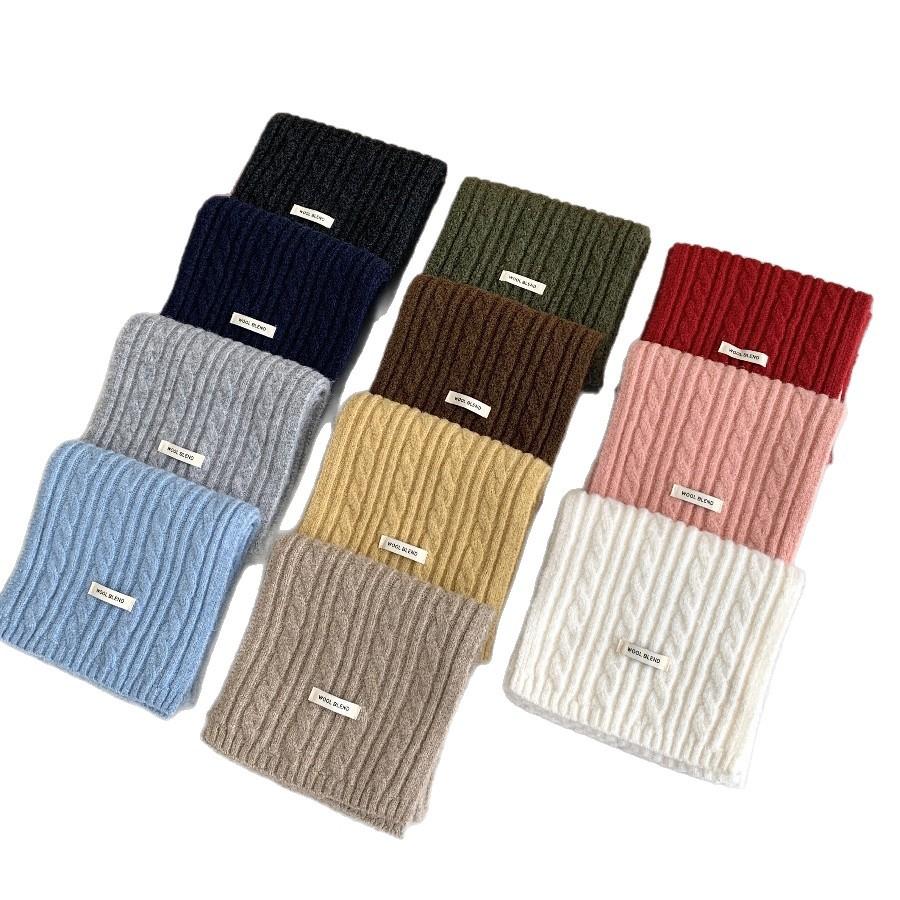 Neuer Stil verdrehter Wollschal für Damen Winter Gestrickt Einfarbige Vielseitige Neue High-End Koreanischer Stil College-Trend