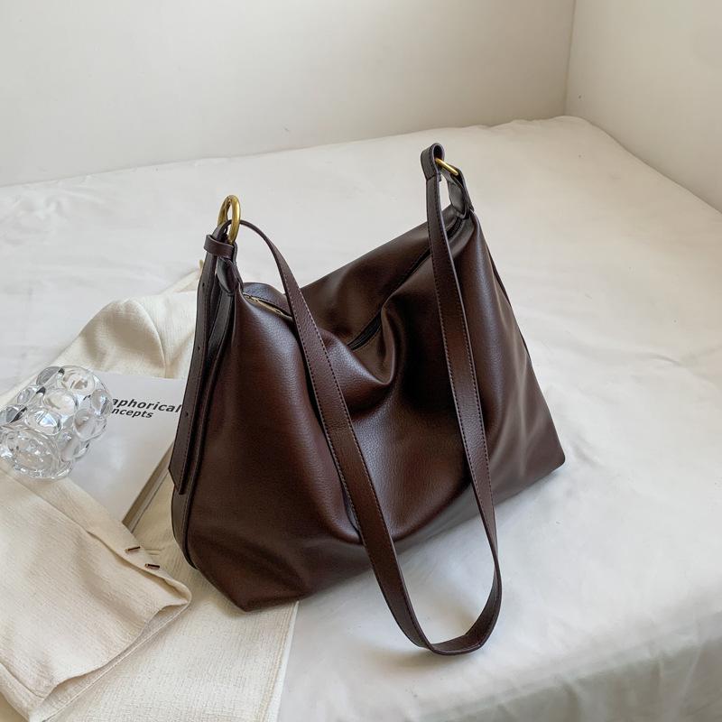 Women's Black Large Capacity Shoulder/Crossbody Bag - Autumn/Winter 2022 Fashion, Casual Versatile Tote for Commute