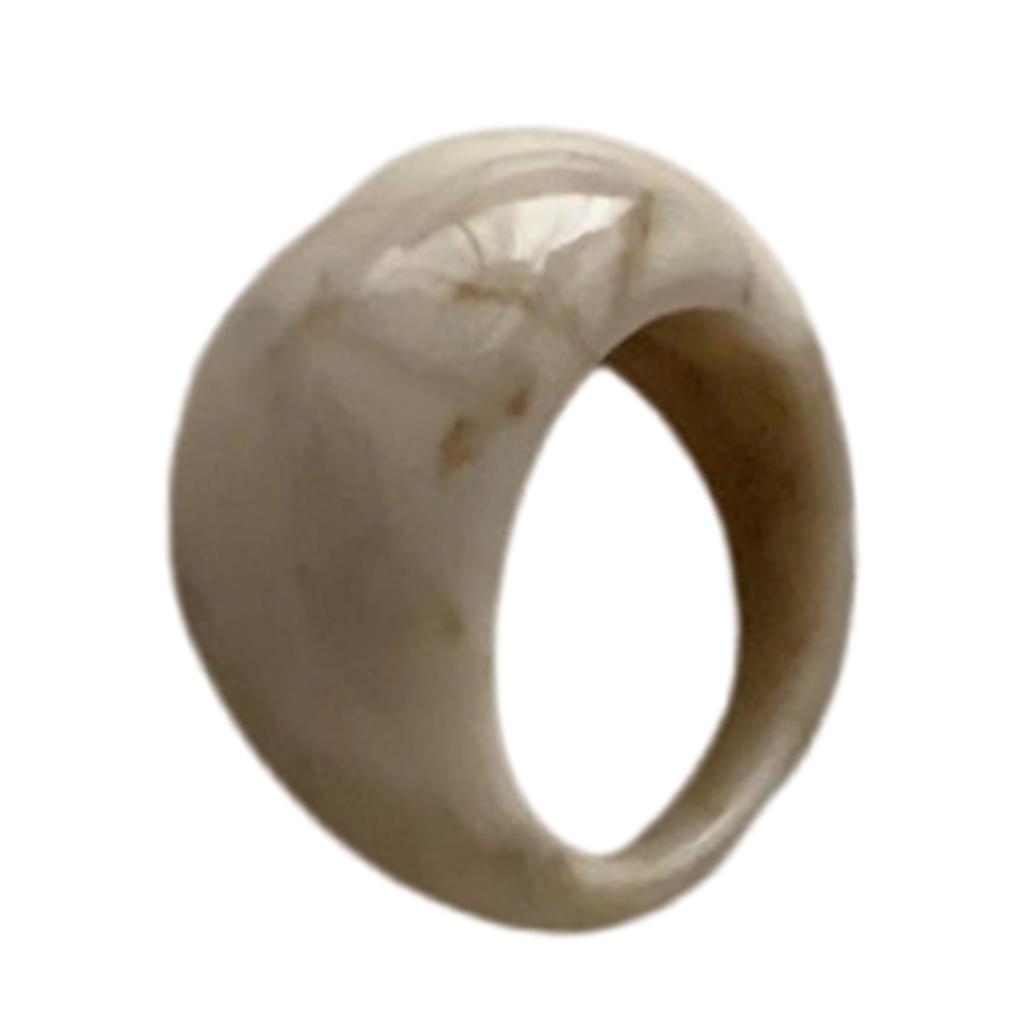 Smooth Glossy Resin Wide Band Ring With Arc Design Comfortable Finger Accessory For Daily Wear And Special Occasions