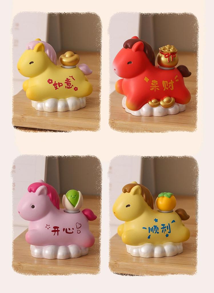 1PC Creative Transfer Zodiac Horse Back Lucky Bag Ingot Can Be Rotated Home Decoration Office Desktop Decoration