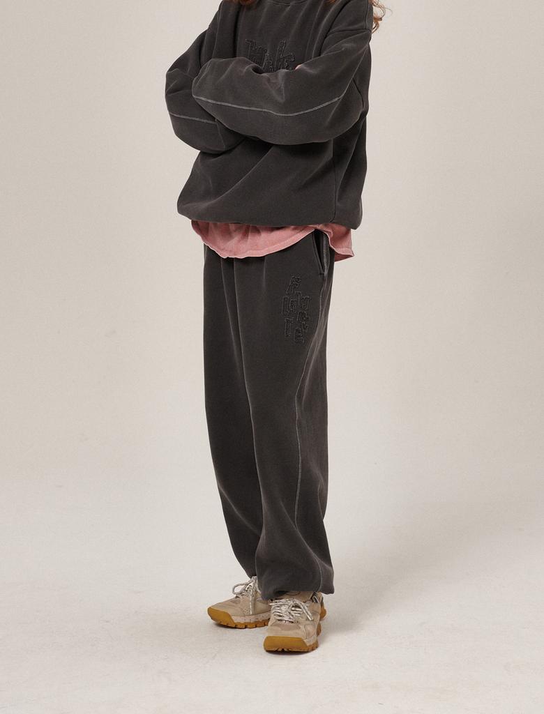 FLATWAVE IN SEOUL Hava Patchwork Pigment Sweatpants Charcoal