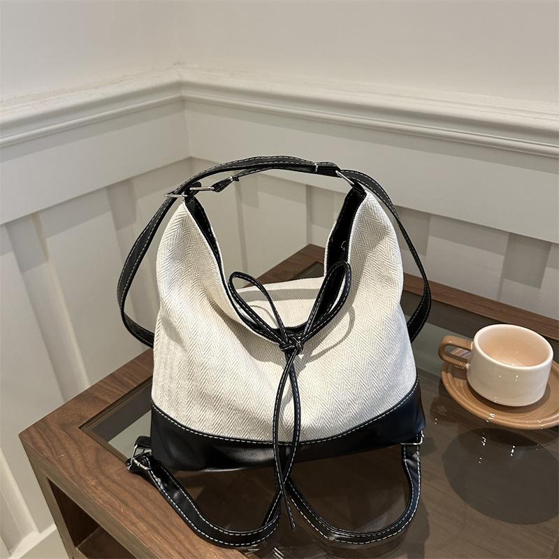 

Корейская холщовая сумка большой вместимости женская 2025 новая модная сумка-тоут в стиле колледжа повседневная на плечо сумка-ведро белый