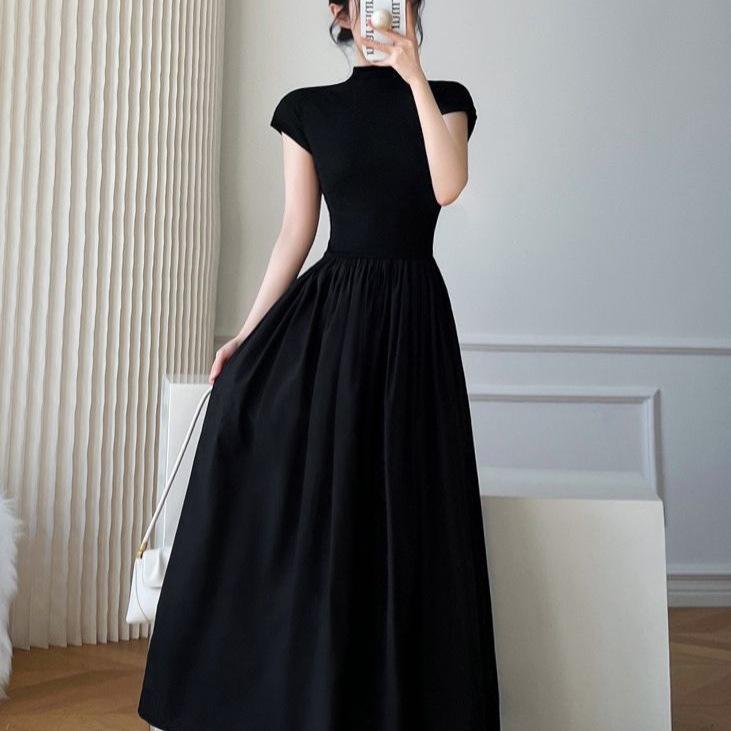Hepburn-Style A-Line Dress for Women - New Summer Arrival, Niche Design, Waist-Cinching, Slimming, Mature Sister Style