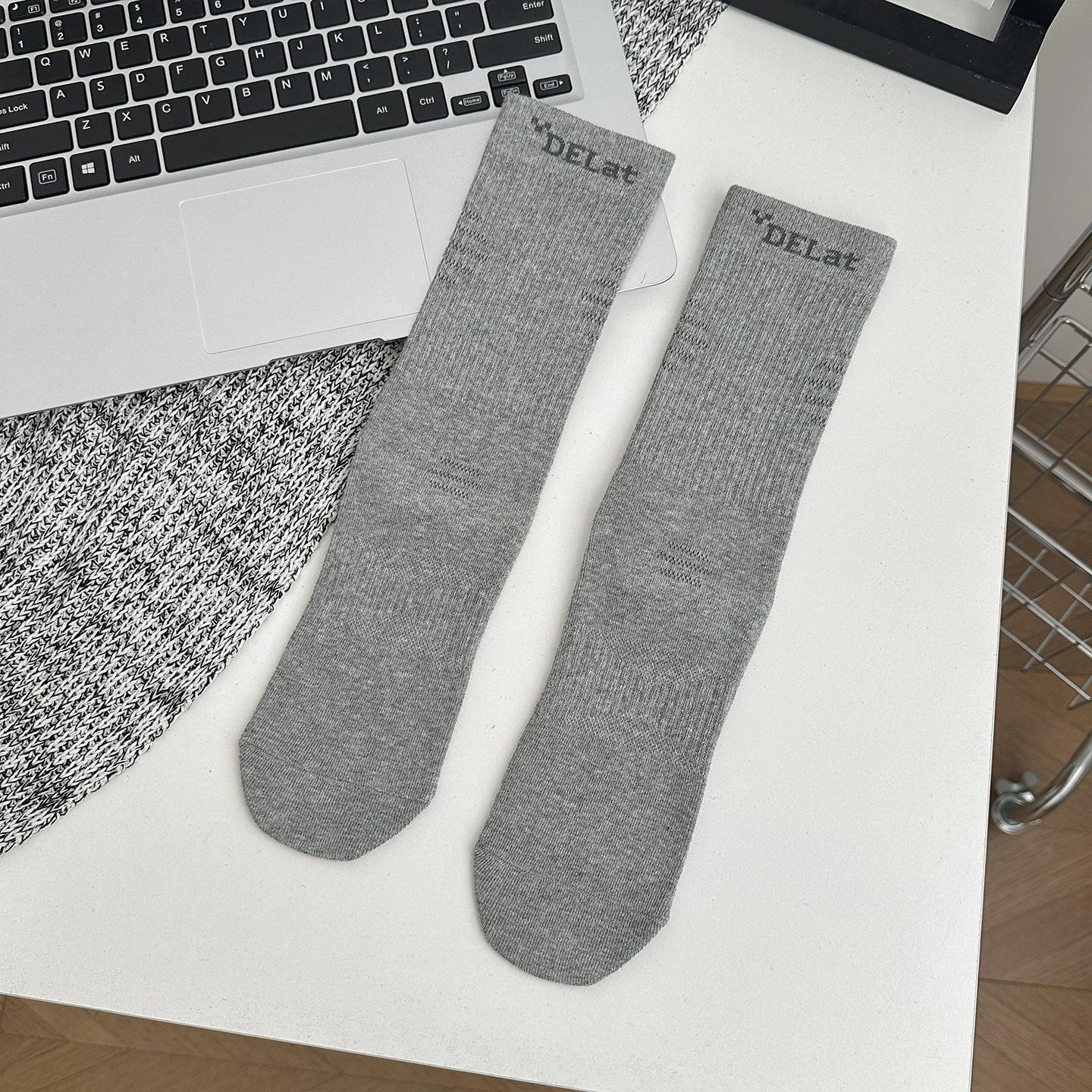 

Мужские спортивные носки до середины икры - Дышащие, Влагоотводящие, Модные хлопковые для всех сезонов One Size светло-серый