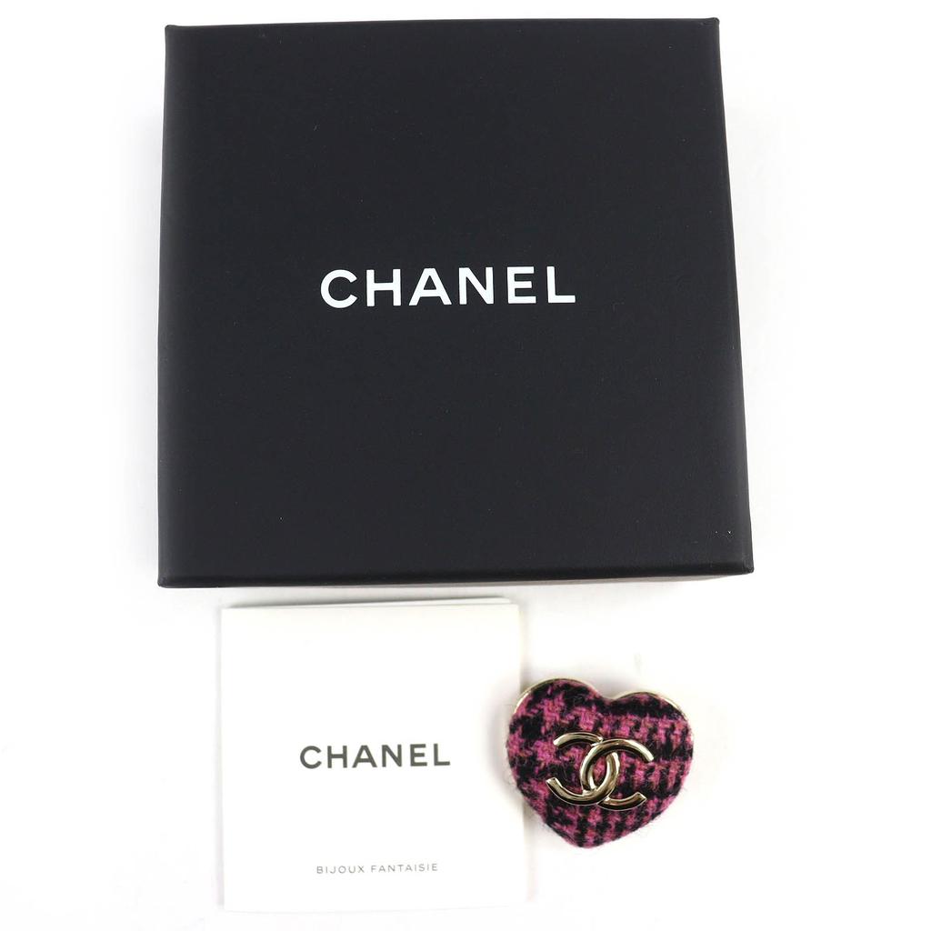 Excellent CHANEL Brooch COCO Mark Heart-shaped Tweed pink Women B22K AB9496 Used