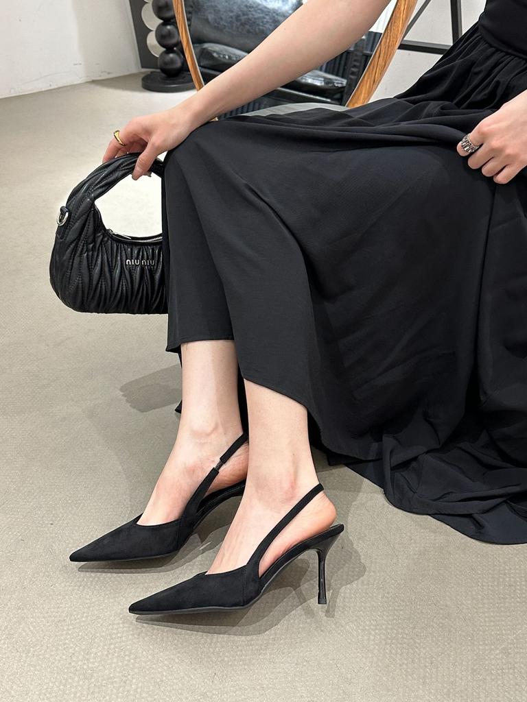 Fashion Sharp Pointed High-heeled Shoes for Women In Spring 2025 Paired with Skirts and Slim Heeled Sandals for a Stylish Look