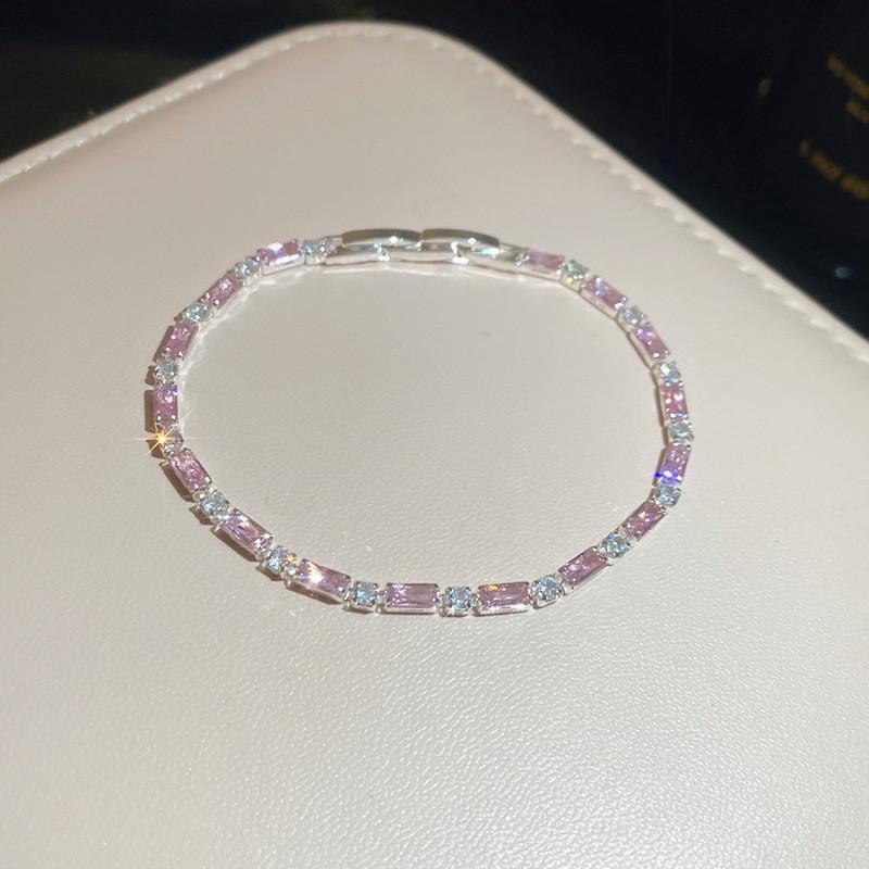 Korean Zircon Square Link Bracelet With Elegant Geometric Design For Women