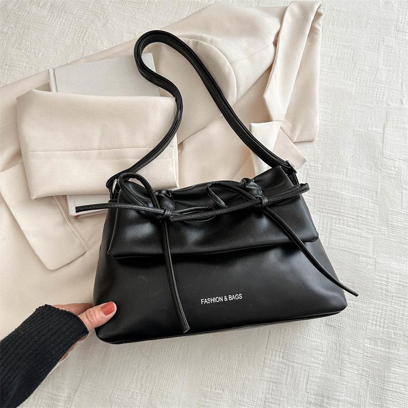 New Women's Bag Large Capacity Crossbody Bag Fashionable Casual Soft Face Small Square Bag Beautiful Commuter Women's Shoulder Bag