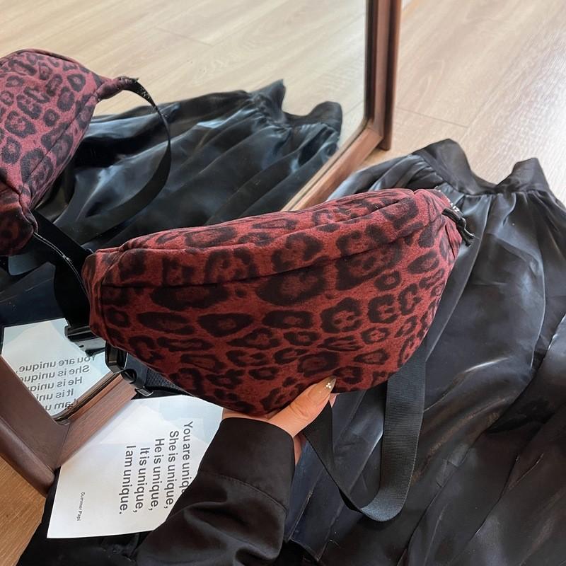 Leopardenmuster Crossbody-Tasche für Damen aus Baumwollmaterial mit Reißverschluss
