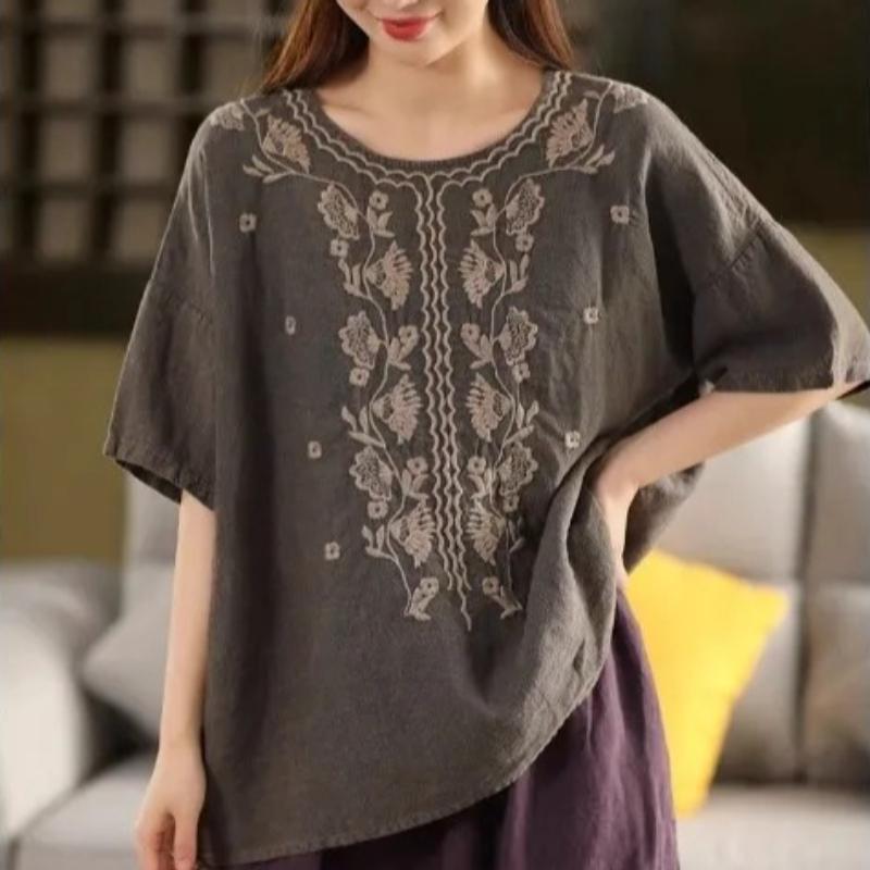 Embroidered Literary Loose Retro Temperament Round Neck Short-sleeved T-shirt Embroidered Versatile Summer Top