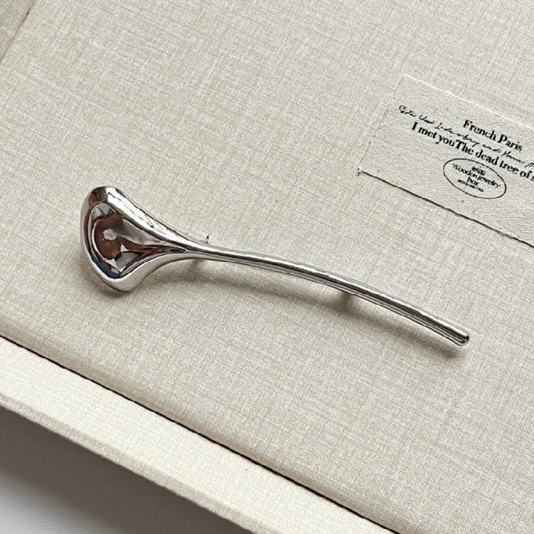 High-Quality Metal Leaf Brooches 2Pcs Set Sophisticated Gold Silver Suit Clips For Coats Jackets Gift Box Accessories