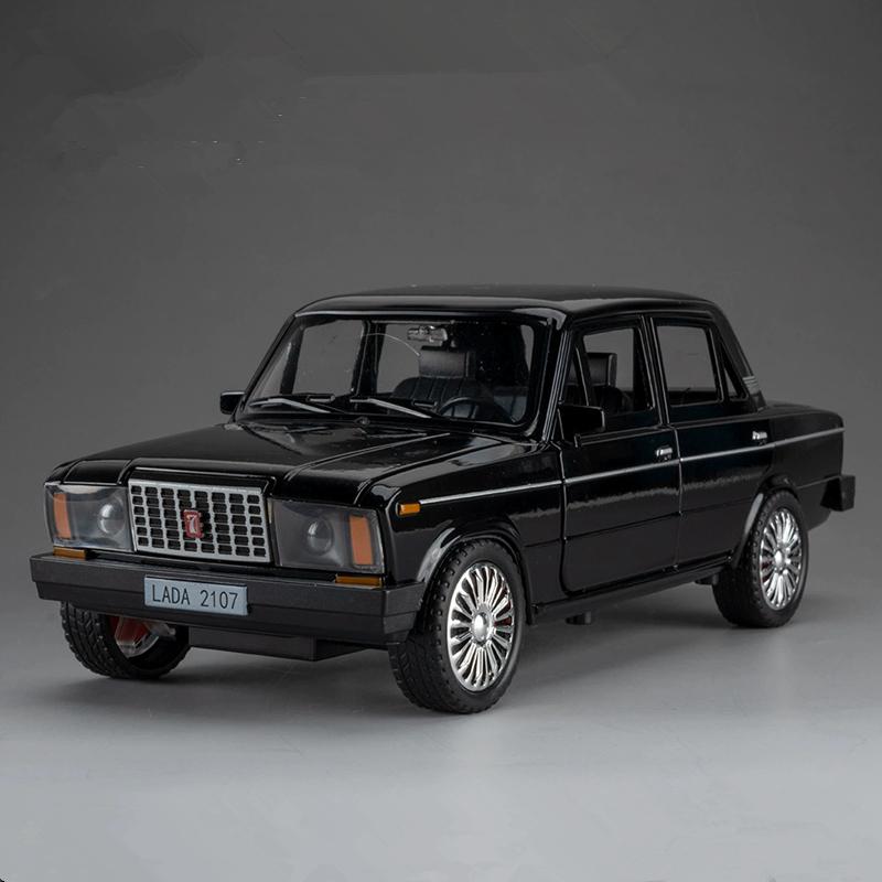 

1/18 LADA 2107 Металева модель класичного автомобіля Diecast Металевий ретро-транспорт Модель автомобіля Звук і світло Колекція Дитяча іграшка Подарунок чорний