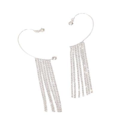 Dongdaemun Shiny Ear Bone Clip: No Piercing Needed, Elegant Fairy-Inspired Niche Earrings.
