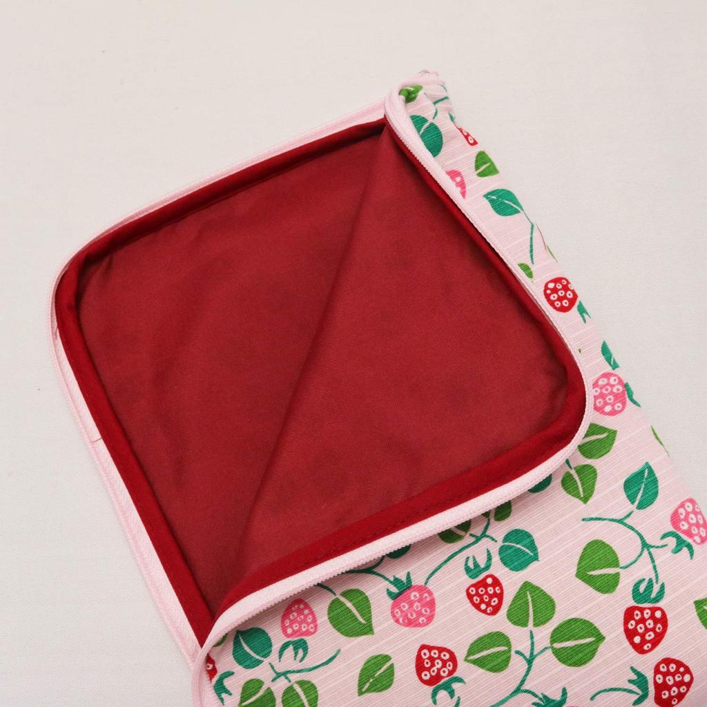 Kyosuke Yumeji Goshuincho pouch Strawberry L-shaped