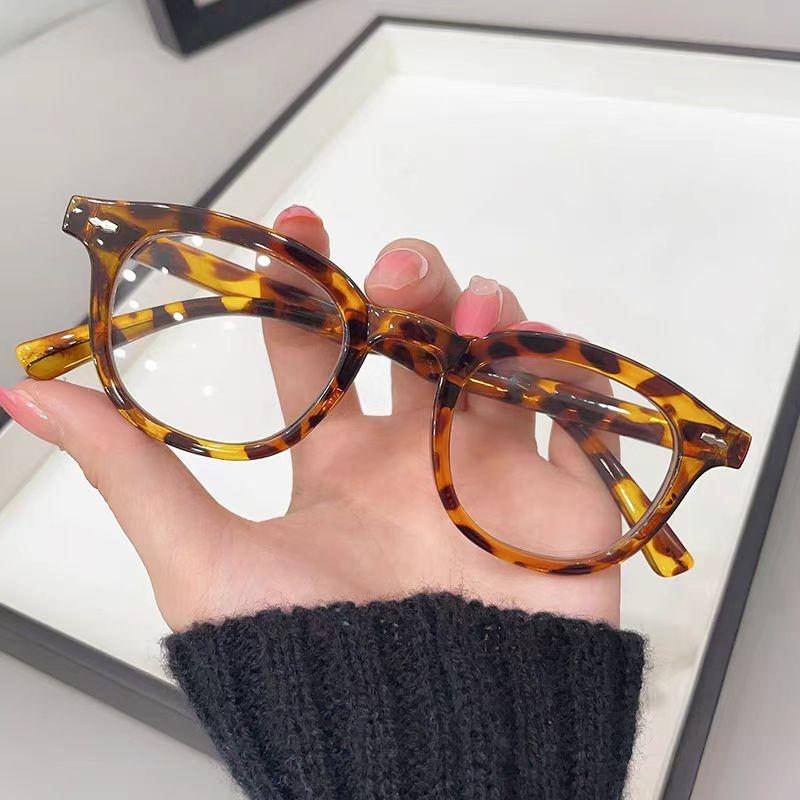 

Сверхлегкие очки с леопардовым принтом и защитой от синего света для женщин и мужчин, круглые оправы для чтения, женская мода, винтажные прозрачные очки