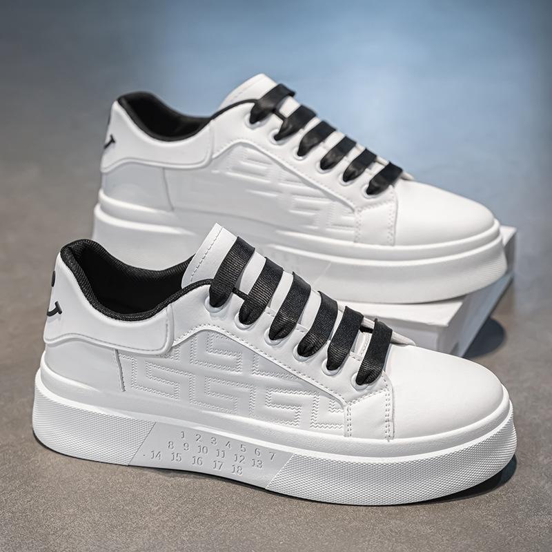 Summer Men's Shoes New Breathable Little White Shoes Boys Trend Versatile Platform Sports Shoes Casual Board Shoes Trendy Shoes