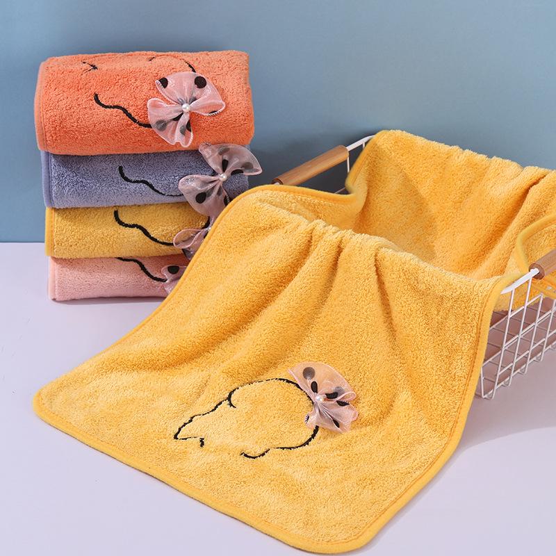 Soft High-Density Coral Fleece Towel - Absorbent, Thick Face & Hair Drying with Fresh 3D Floral Design